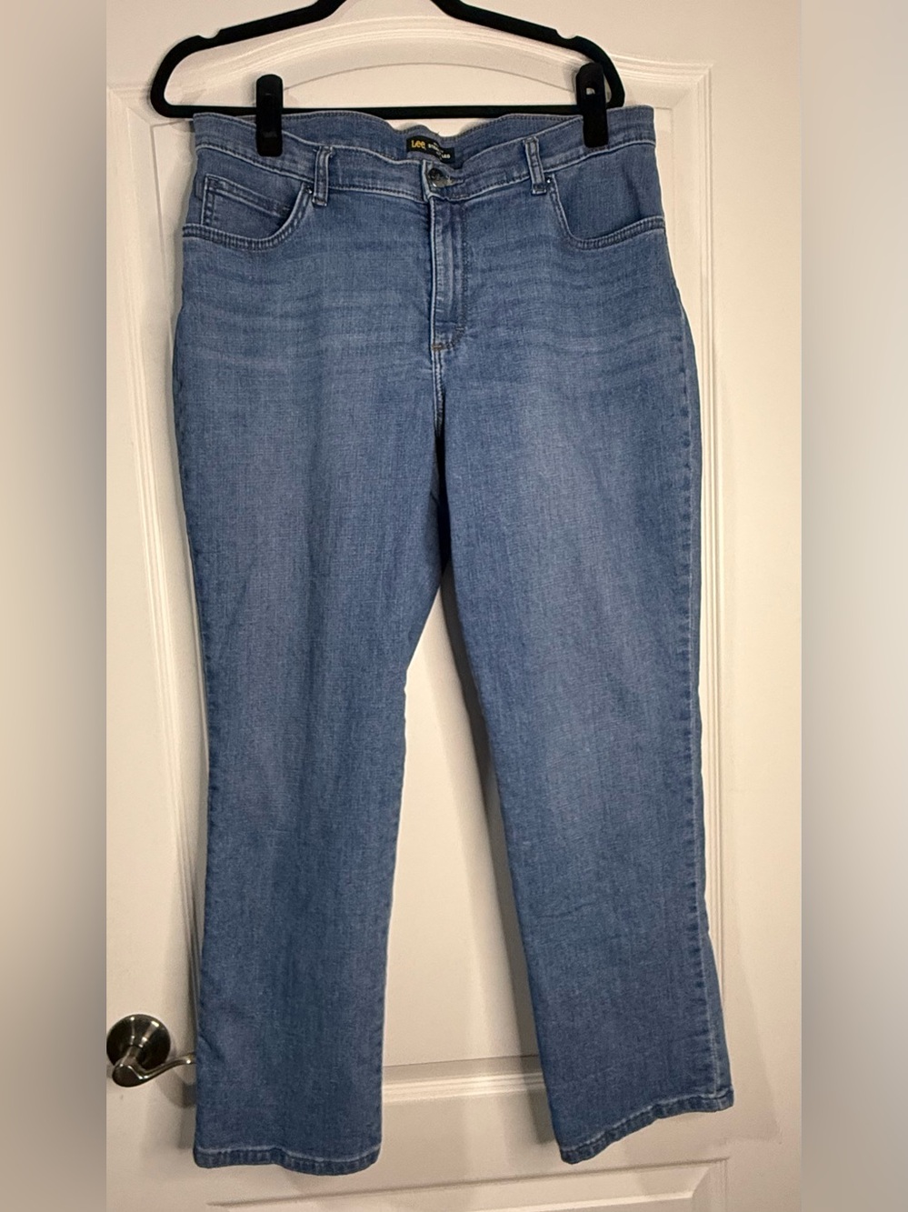 Lee Women’s Classic Straight Jeans - Light Blue
